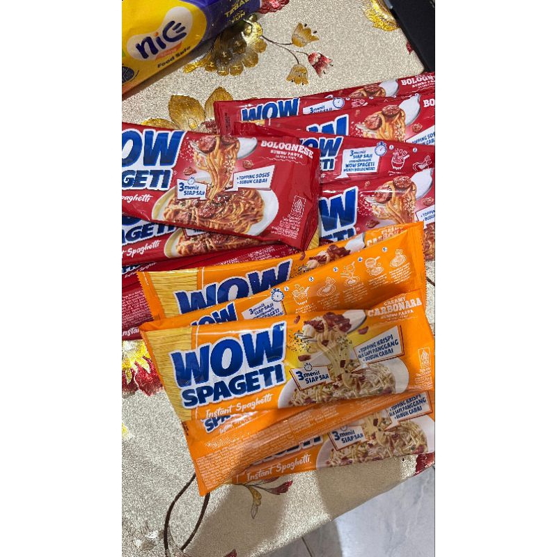 

WOW SPAGETTI | BOLOGNESE & CARBONARA