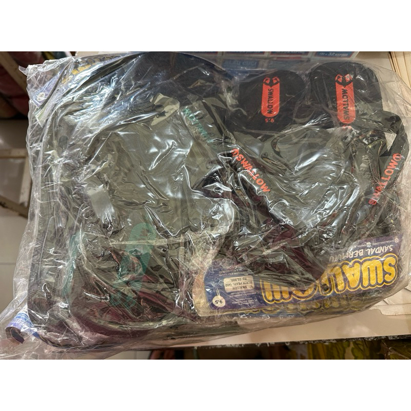 SANDAL JEPIT SWALLOW SERI WARNA HITAM 1/2 LUSIN