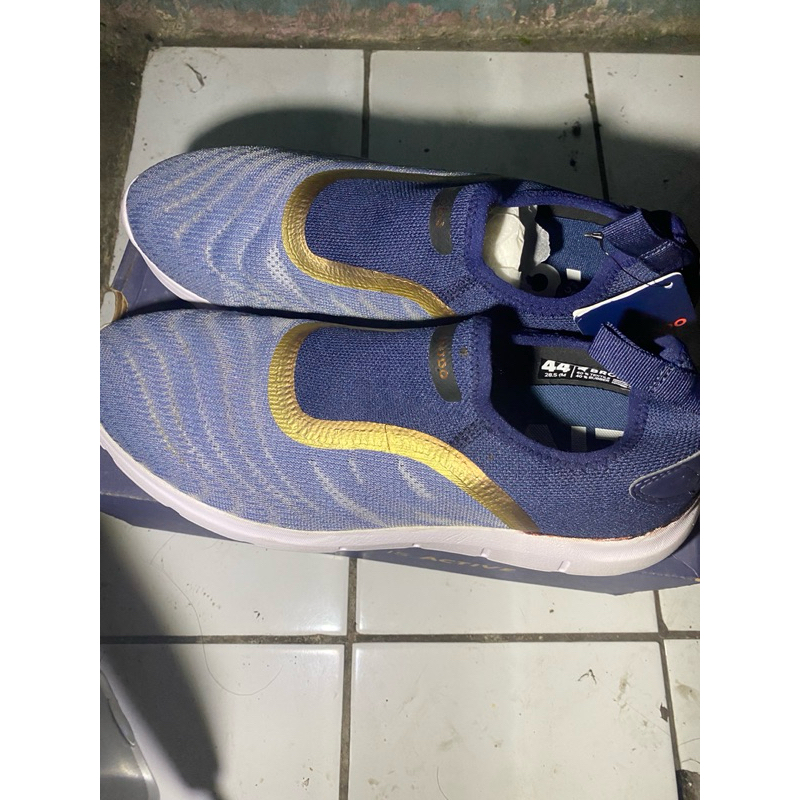 sepatu running brodo