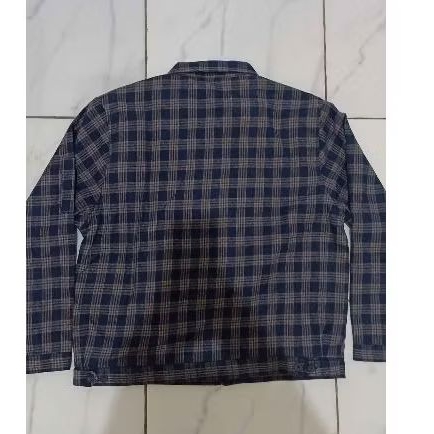 jaket biru bahan flanel
