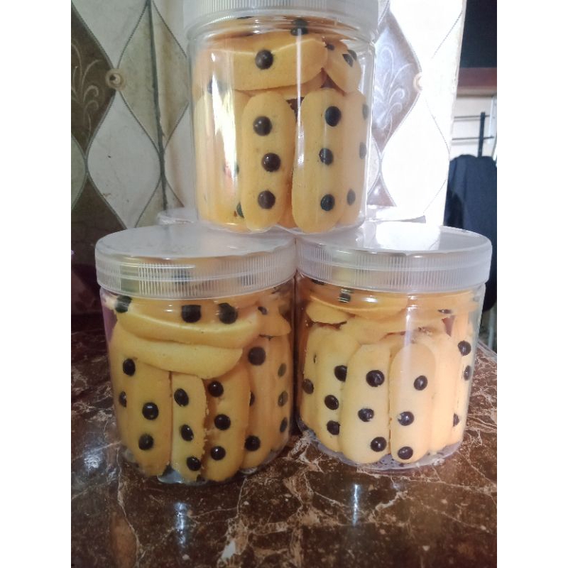 

kue kering lidah kucing chocochip