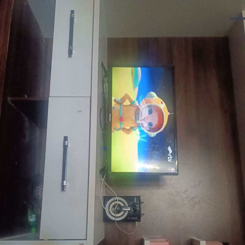 TV LCD