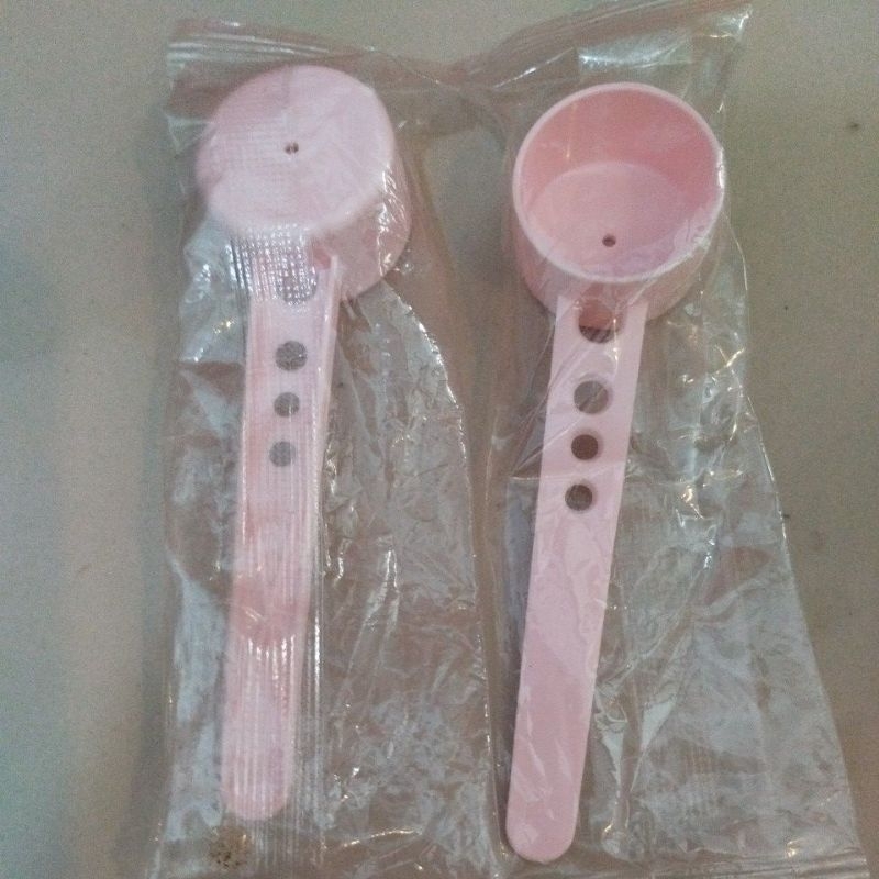 sendok takar pink