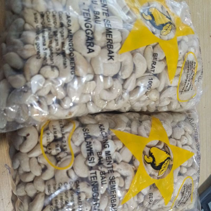 

Kacang Mente / Kacang Mede /cashew kering