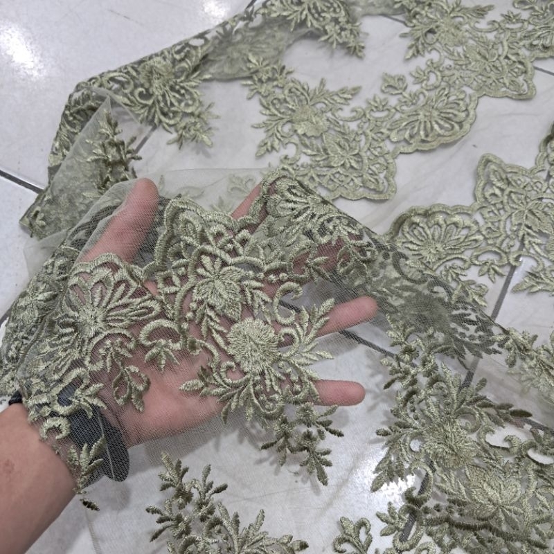 kain tile garden - Kain Tile valentino - garden tile - kain tile bordir - tile kebaya korea - kain e