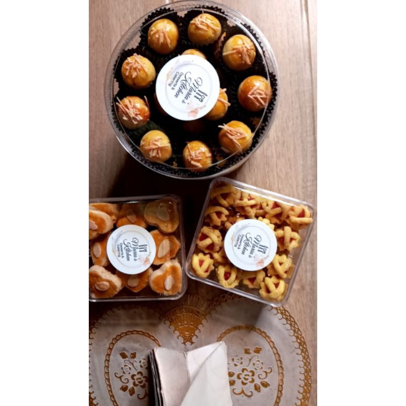 

Kue Kering Lebaran Premium