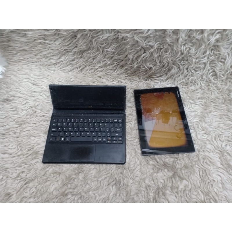 Notebook Murah Lenovo MIIX3 1030 layar sentuh