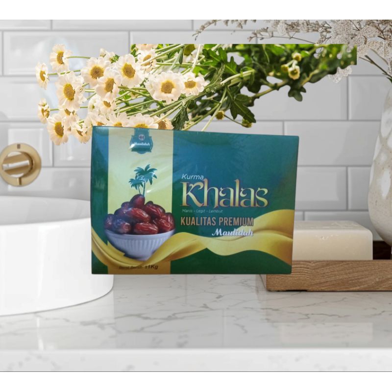 

BUAH KURMA KHALAS / KHOLAS KURMA KHALAS PREMIUM 1KG