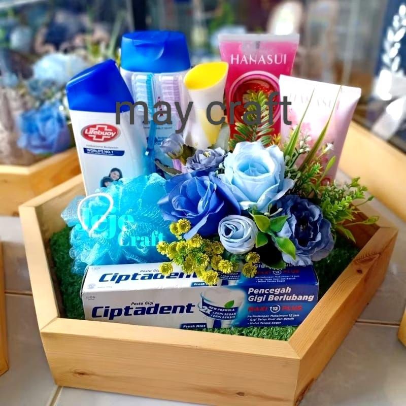 

hantaran hexsagon segi 6 kayu jati Belanda plus mika