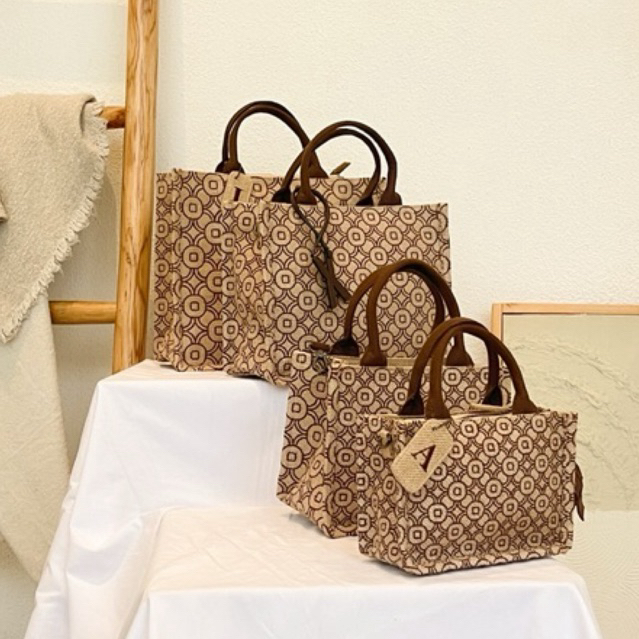 Tas Handmade Bordir Monogram Karung Goni Batik Kawung Tote Bag Sling Bag - Kawung Mono Kotak