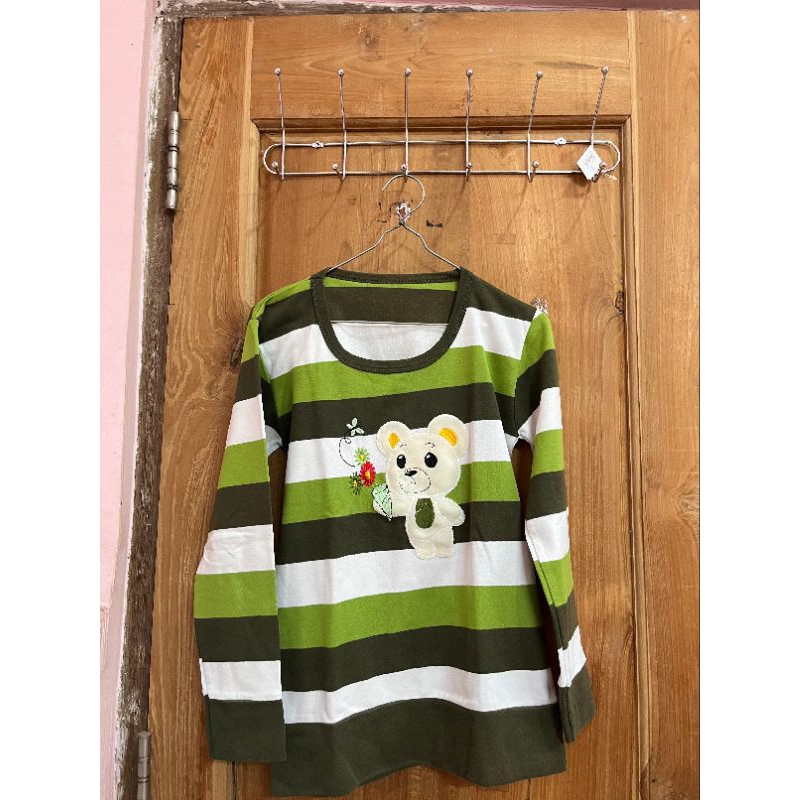 KAOS LENGAN PANJANG GARIS-GARIS