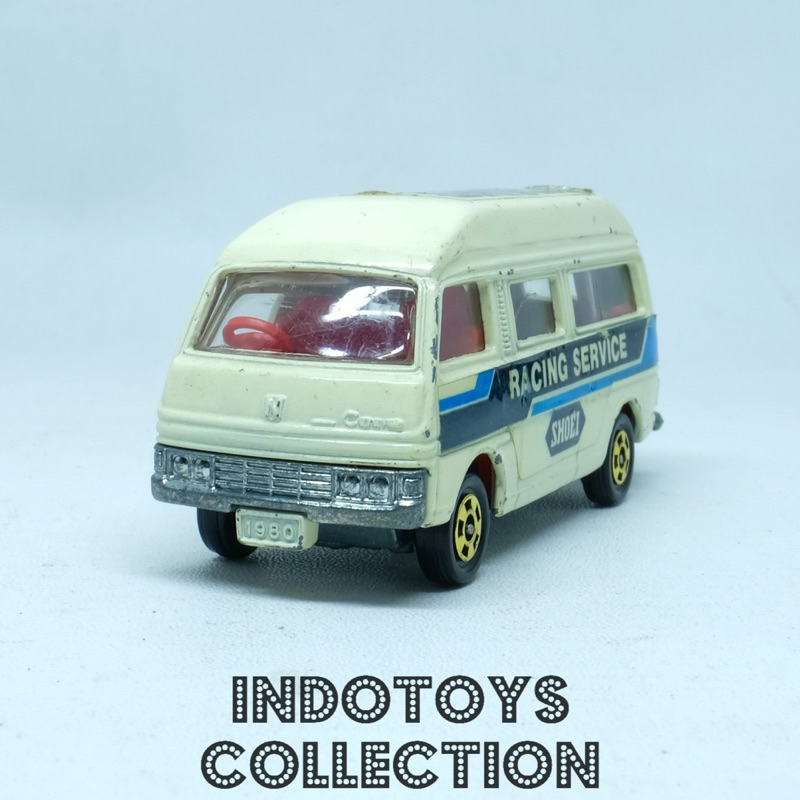 Tomica ~ Nissan Caravan SHOEI (Made in Japan)