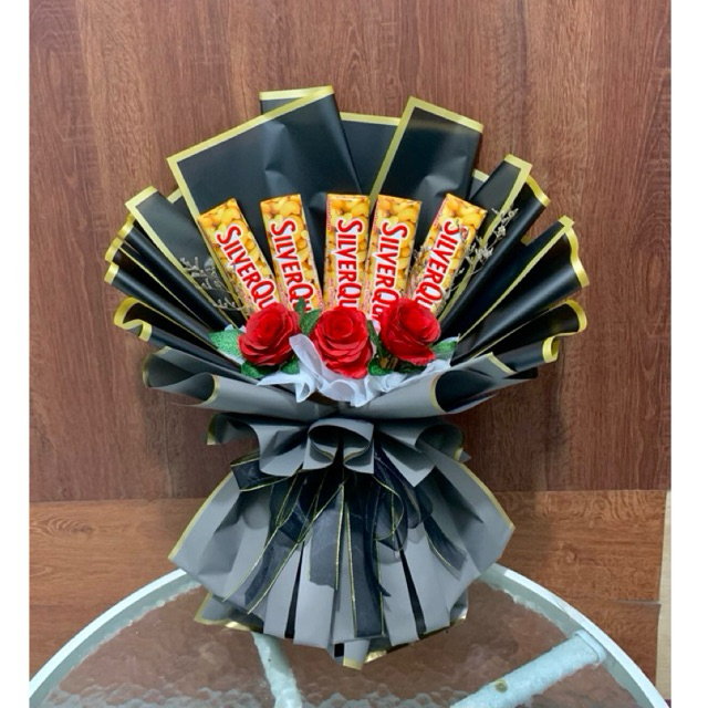 

BUKET CHOCOLATE SILVERQUEEN 5 PCS