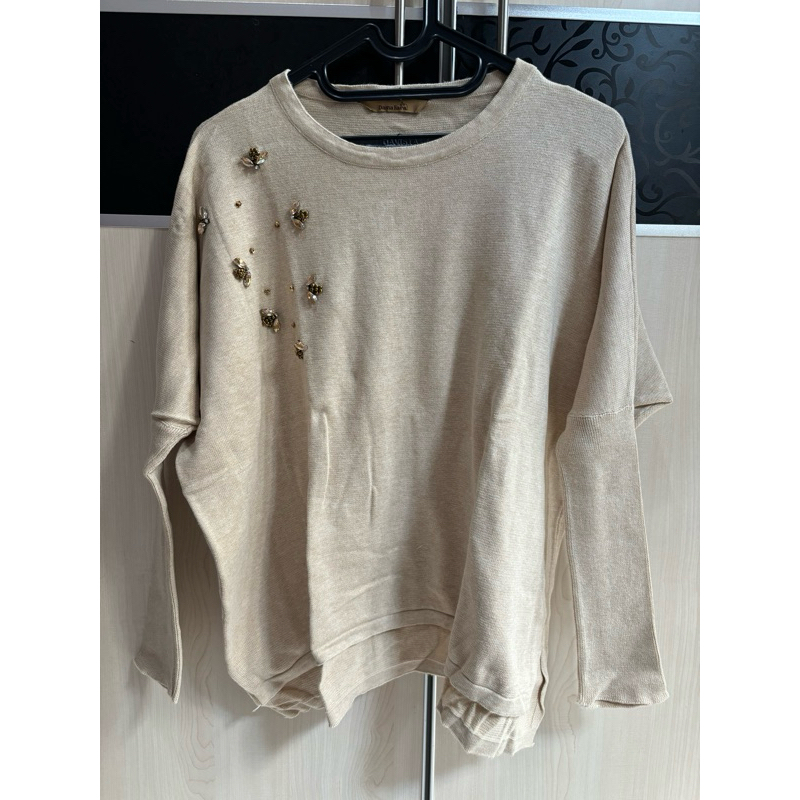 SALE Sweater Damakara