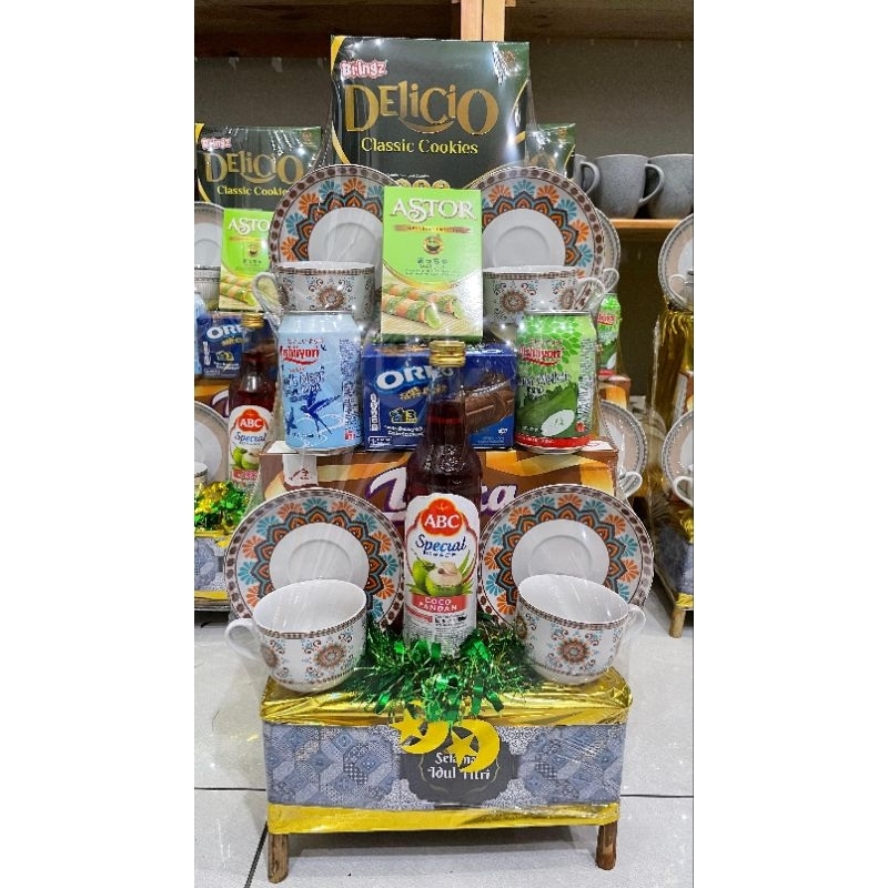 

Parcel Lebaran Snack Mix dengan gelas KOPIN (MIX D+)