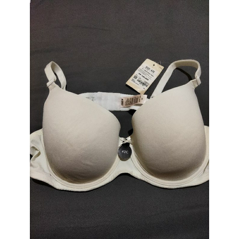 PL MAX bh, jumbo ukuran/42C. Terdapat busa dan kawat.