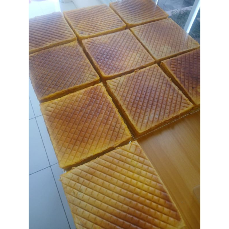 

lapis legit original ukr 20 X 20 cm