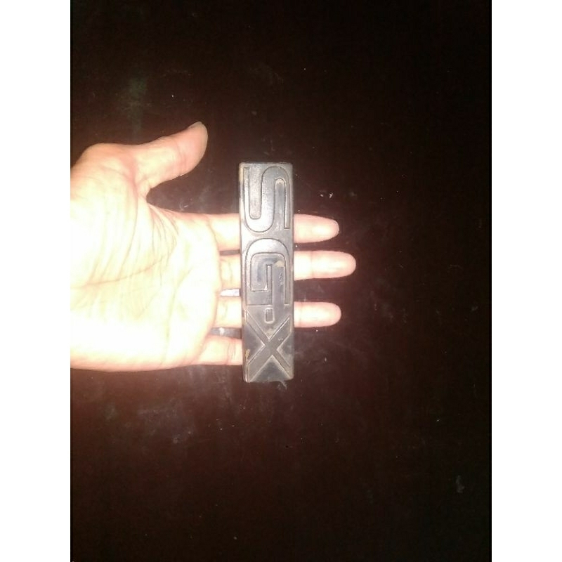 Emblem Mazda 323 626 SGX Original