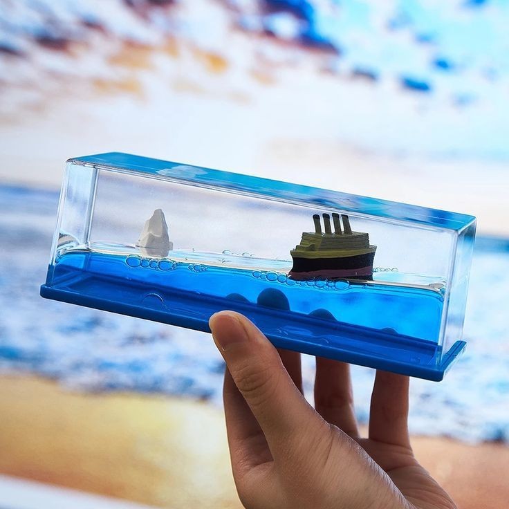Miniatur Pajangan Kapal Titanic Live Action.  ornamen Titanic
