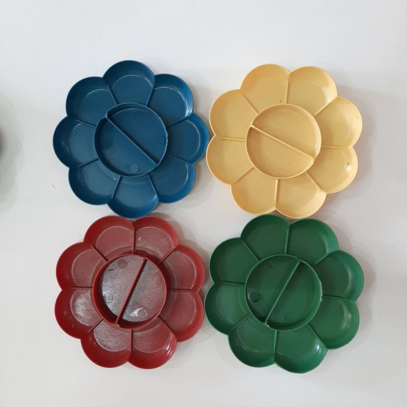 

Palet cet air / piring cet air /tempat cet air
