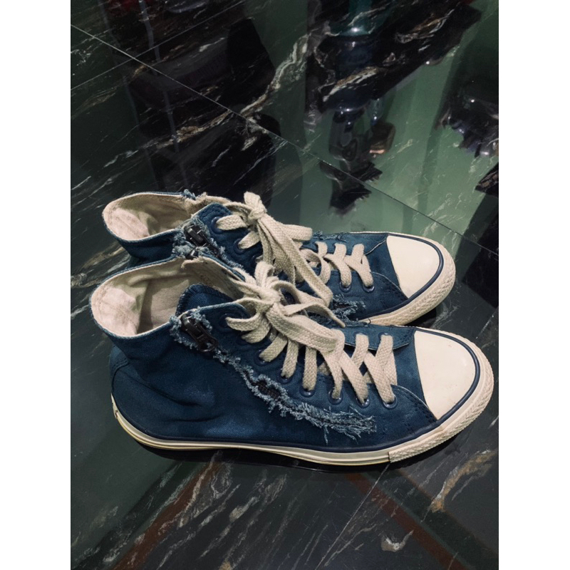 Converse high zipper
