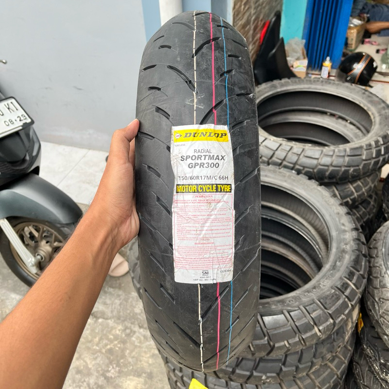 TERMURAH BAN LUAR TUBLES DUNLOP 150/60-17 150 60 RING 17 DUNLOP SPORTMAX RADIAR GPR-300