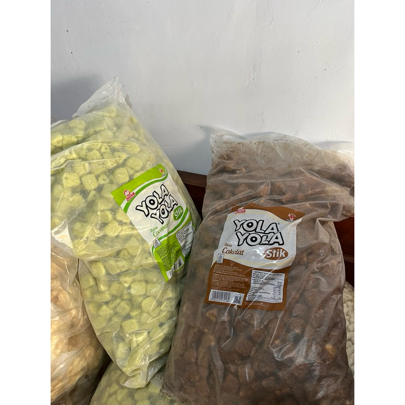 

Momogi cocopandan dan coklat 2kg