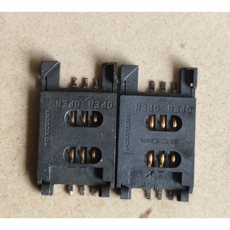 slot SIM-card (bekas)