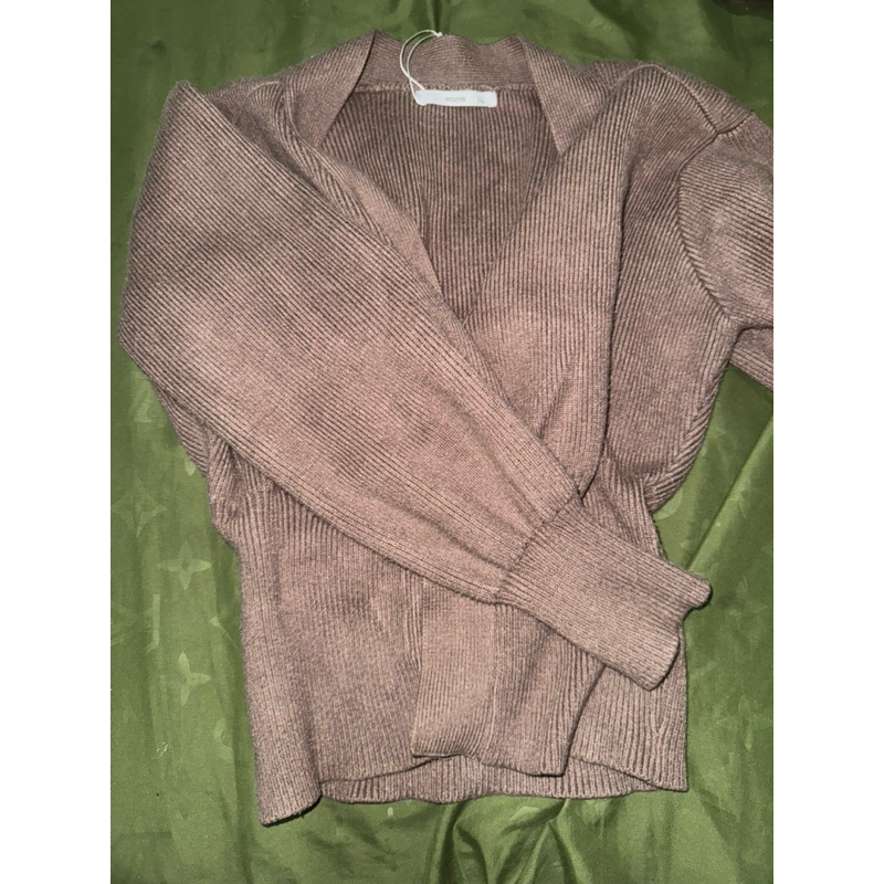 Ecinos Fitted Cardigan