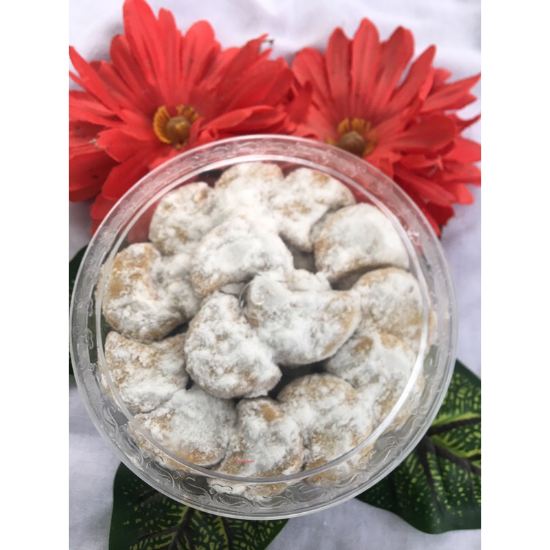 

KUE SALJU LEBARAN PREMIUM