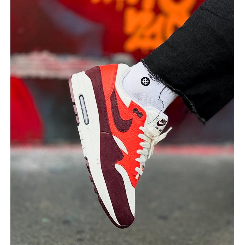 air max 1 burgundy crush