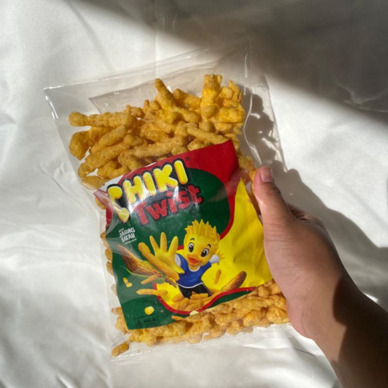 

snack twist , jajan twist , cemilan , snack jagung , kiloan