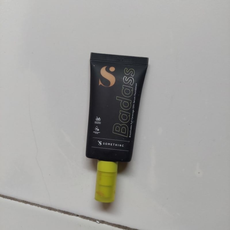 Foundation Serum Badass Somethinc