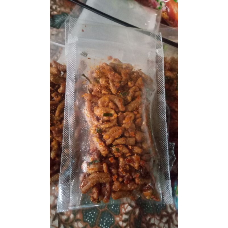 

usus Krispi pedas daun jeruk 60 gram