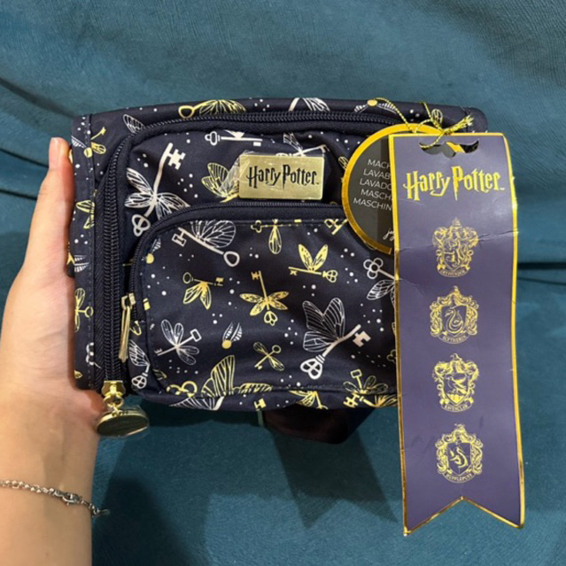 Jujube x HARRY POTTER Mini BFF Bag (Flying Keys)