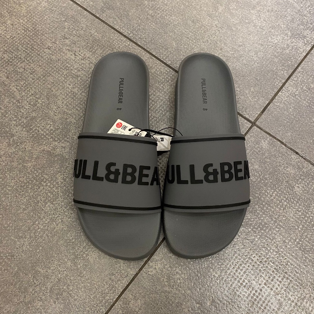 Jastip. Sandal Logo Pull&Bear (Man) READY SIAP KIRIM