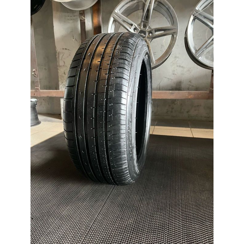 BAN SEKEN BRIDGESTONE POTENZA 225/45 R18 DOT 2017
