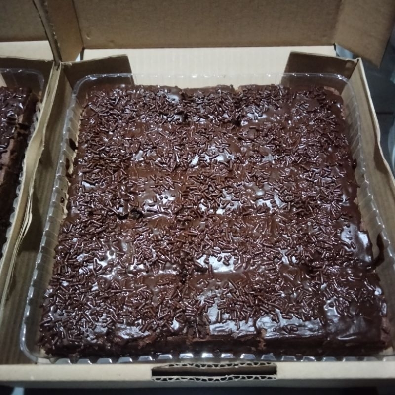

Brownies cake lembut nyoklat 20 x 20