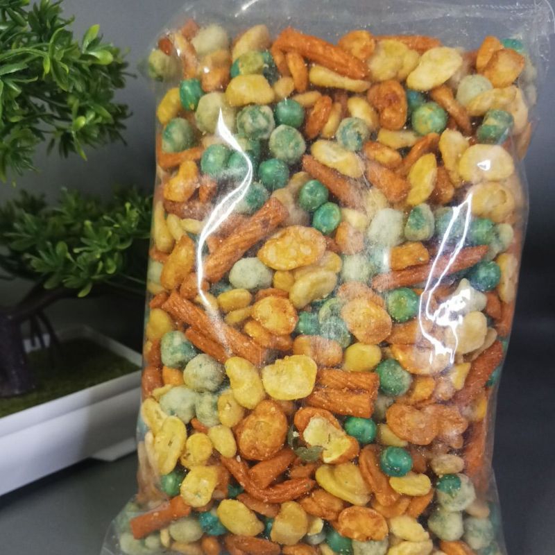 

Kacang Campur jaipong 500 gram Rasa asin gurih kacang mix