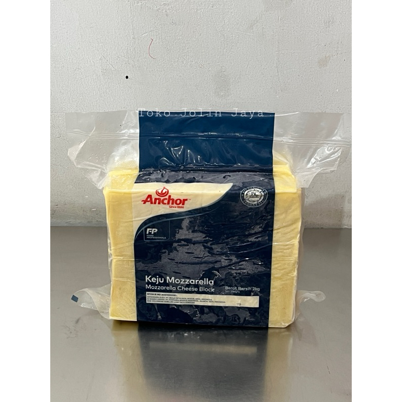 

Kemasan 2kg Anchor mozzarella block cheese
