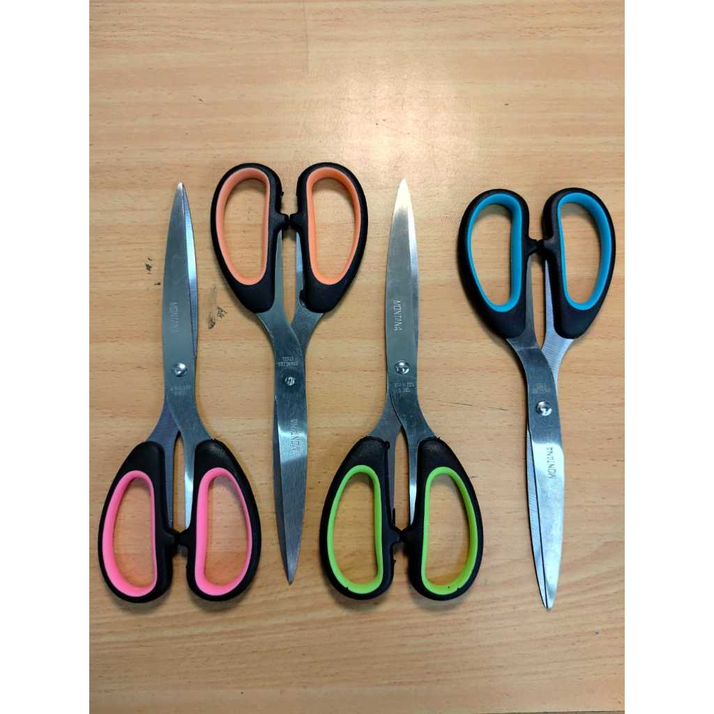 

MONTANA - GUNTING BESAR STL 580