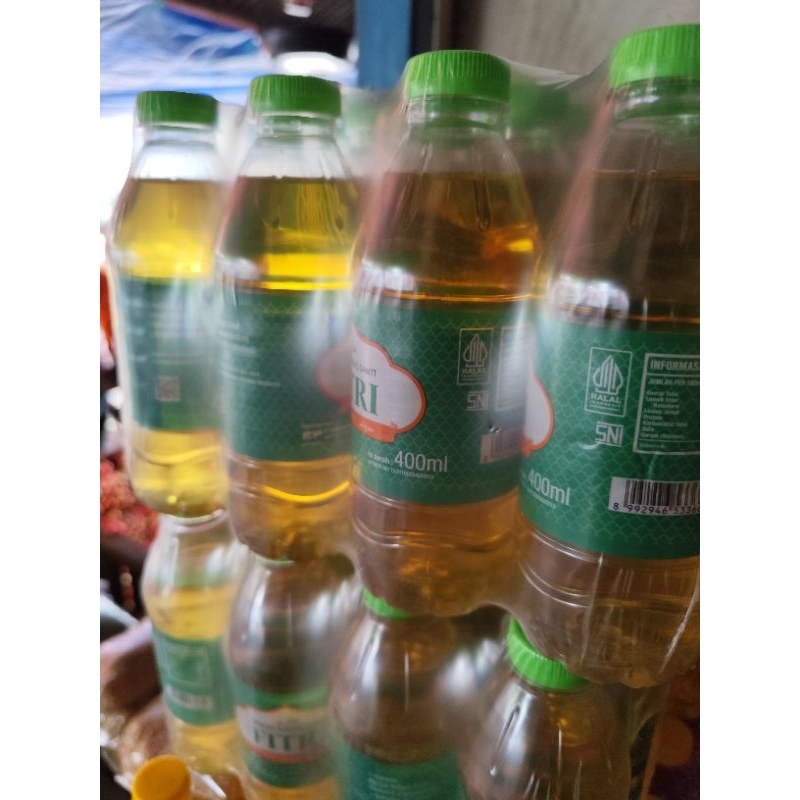 

Minyak fitri kemasaan 400ml isi 12 pcs/sachet.