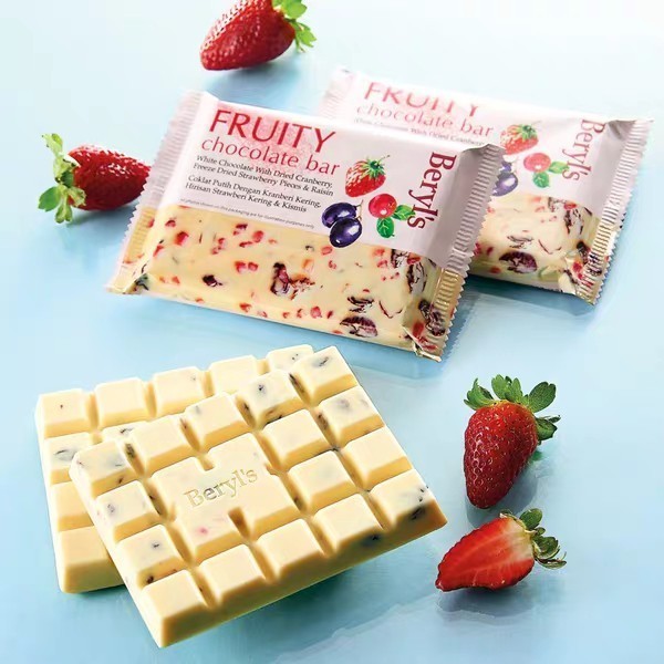 

Cokelat Beryl's Bar [READYSTOCK EXP 10/25] INSTAN SAMEDAY JABODETABEK | Beryl's Beryl Berils Beril | Fruity Chocolate Bar - White Chocolate With Dried Cranberry, Strawberry Pieces & Raisin 100g Beryl’s Ori Ready Stock Jastip Malaysia