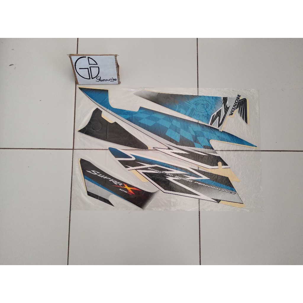 Striping Sticker Lis Supra x 125 R 2008 2009 Hitam Silver
