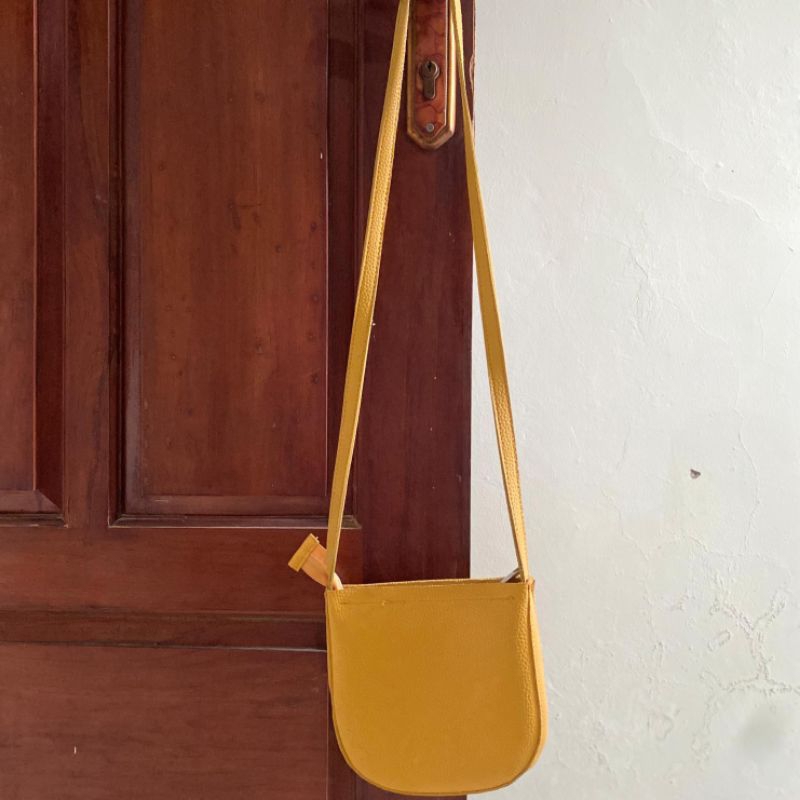 [PRELOVED] SLING BAG RUBI MUSTARD ORIGINAL