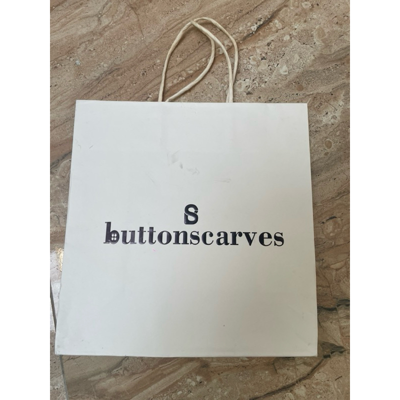 

paperbag Button Scarves