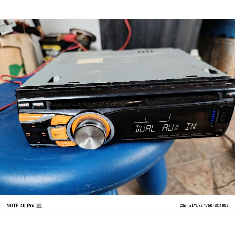 tipe mobil merk JVC sudah usb