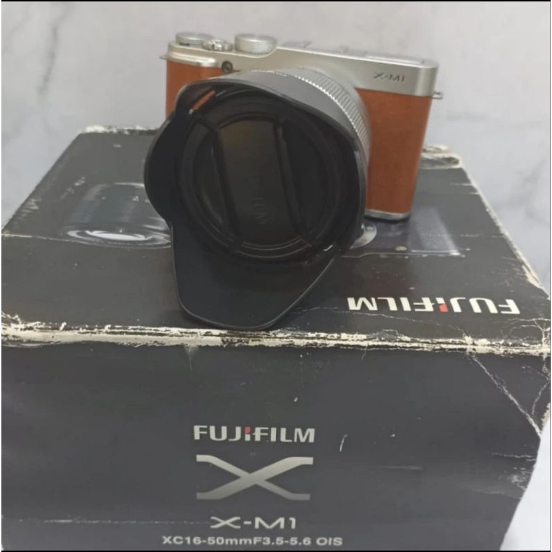 KAMERA MIRRORLESS FUJI FUJIFILM XM1 X M1 X-M1 BODY ONLY MULUS MURAH