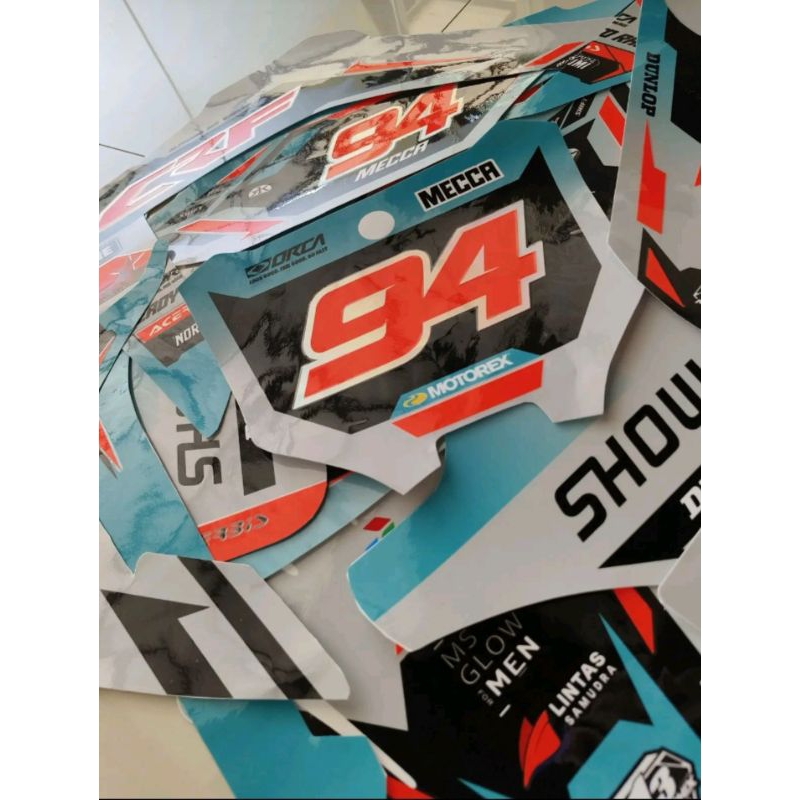 Decal Stiker Motor Crf 150l FullBody-Stiker Crf 150l Design Terbaru Tocsa Petronas Satu Set Kanan Ki