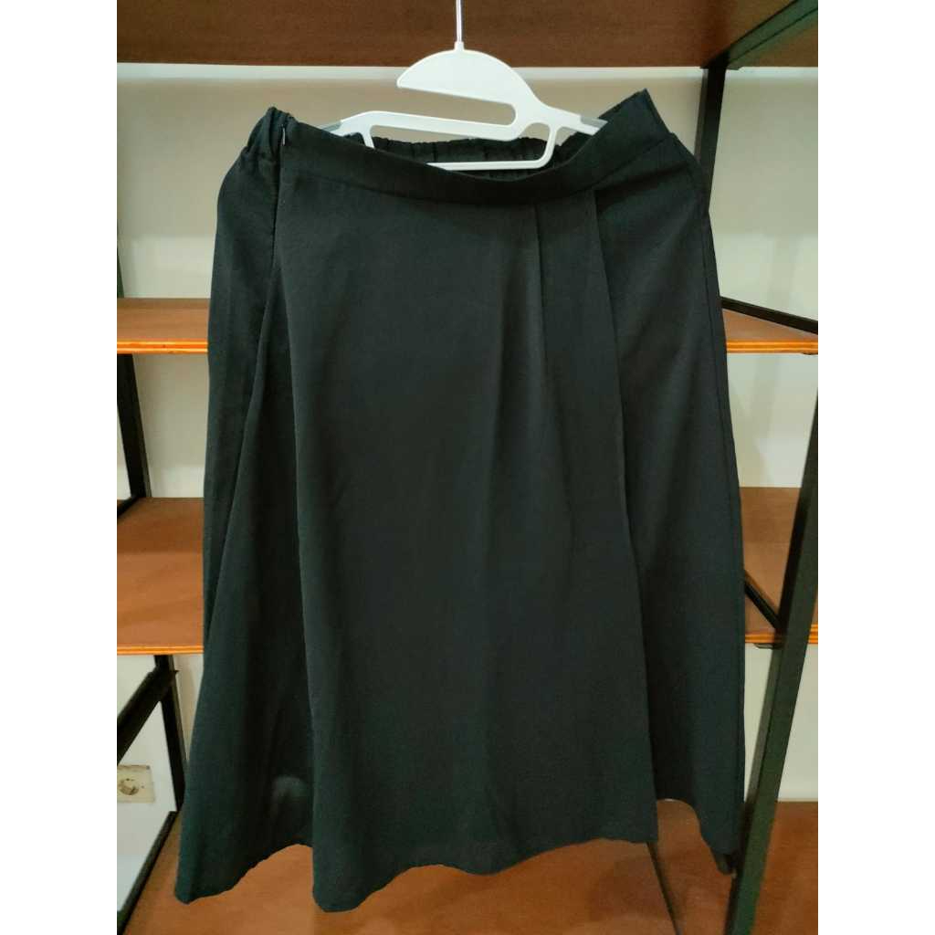 ROK BAWAH SIFON HITAM PRELOVED